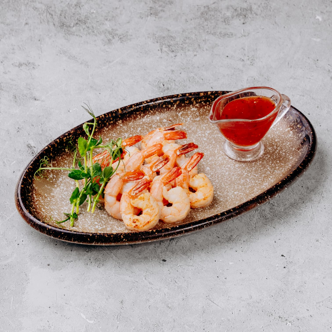 Тигровые креветки с соусом сладкий чили